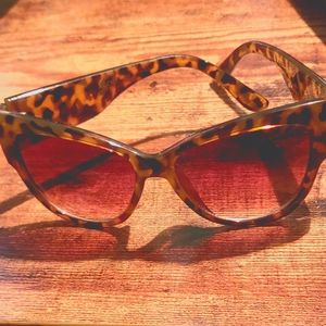 Womens Aldo leopard print sunglasses